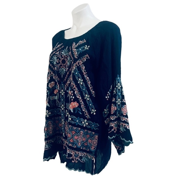 JOHNNY WAS Lina Tunic Embroidered Flowy Rayon Floral Ethereal Print Navy Size M - Picture 6 of 13
